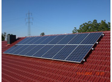 Photovoltaik-Anlage auf einem Hausdach